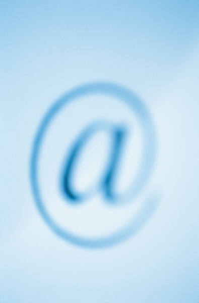 Click here to e-mail us at info@livingscrapbooks.com